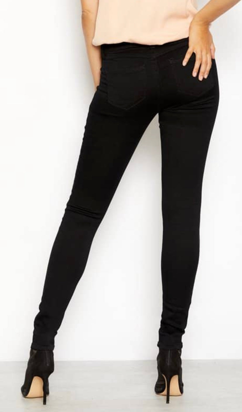 1822 Denim Women's Mid-Rise Classic Tall Butter Skinny Jeans in Black